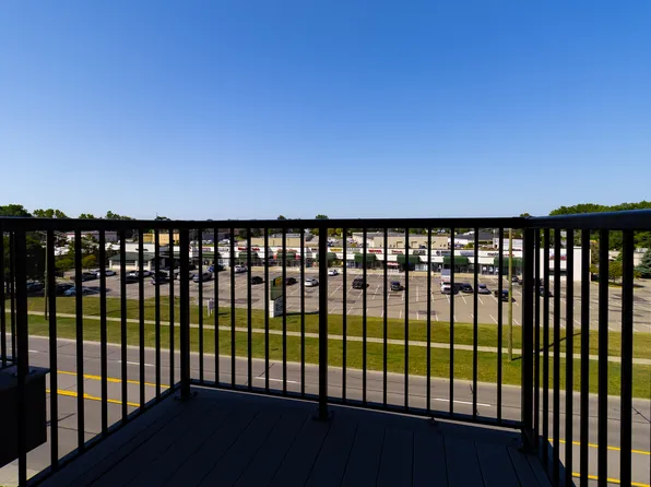 Tigris Tower, 43700 Van Dyke Ave #3d1fecb95, Sterling Heights, MI 48314