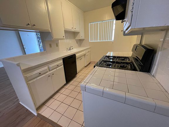 5th image of 529 N Adams St #9