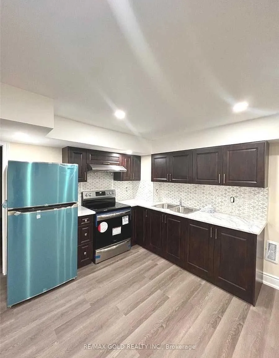 2 bed, $1,850 — Photo 3