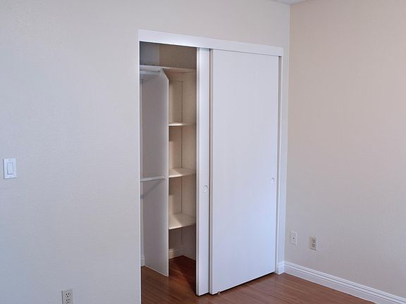 4th image of 1527 Stevens Ave APT H