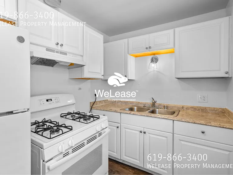 653 Seacoast Dr — Photo 2