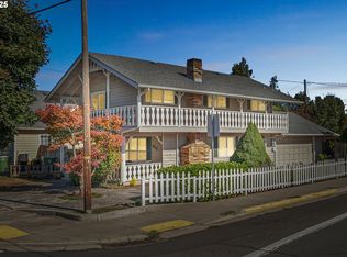 840 S 1st St, Cottage Grove, OR 97424