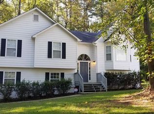 205 Kacey Ct, Powder Springs, GA 30127