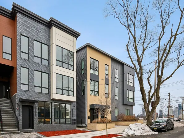 6 Elizabeth Street image 1 of 2