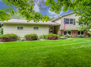 26 Tudor Rd, Brockport, NY 14420