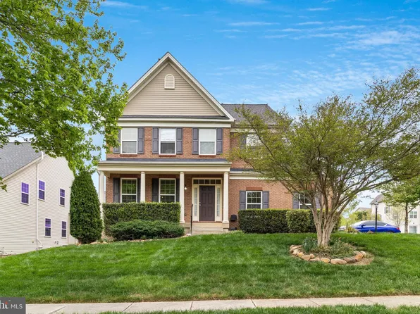 6931 Farragut Dr, Bryans Road, MD 20616