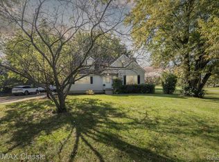 49035 Geddes Rd, Canton, MI 48188