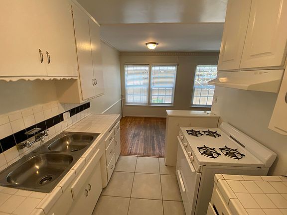 2nd image of 5841 Harold Way APT 2
