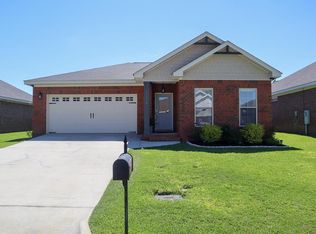 119 Brattleboro Ct, Dothan, AL 36301