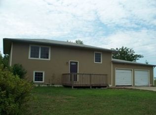 1313 17th St, Wamego, KS 66547
