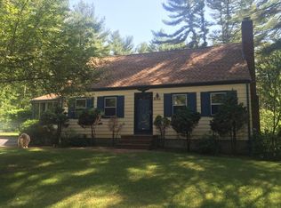 9 Spring St, Pembroke, MA 02359