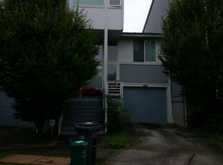 6726 34th Pl S, Seattle, WA 98118