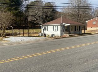 713 Barrows Mill Rd, Martinsville, VA 24112