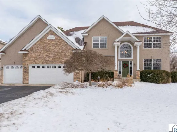 201 Firewatch Dr, Jordan, MN 55352