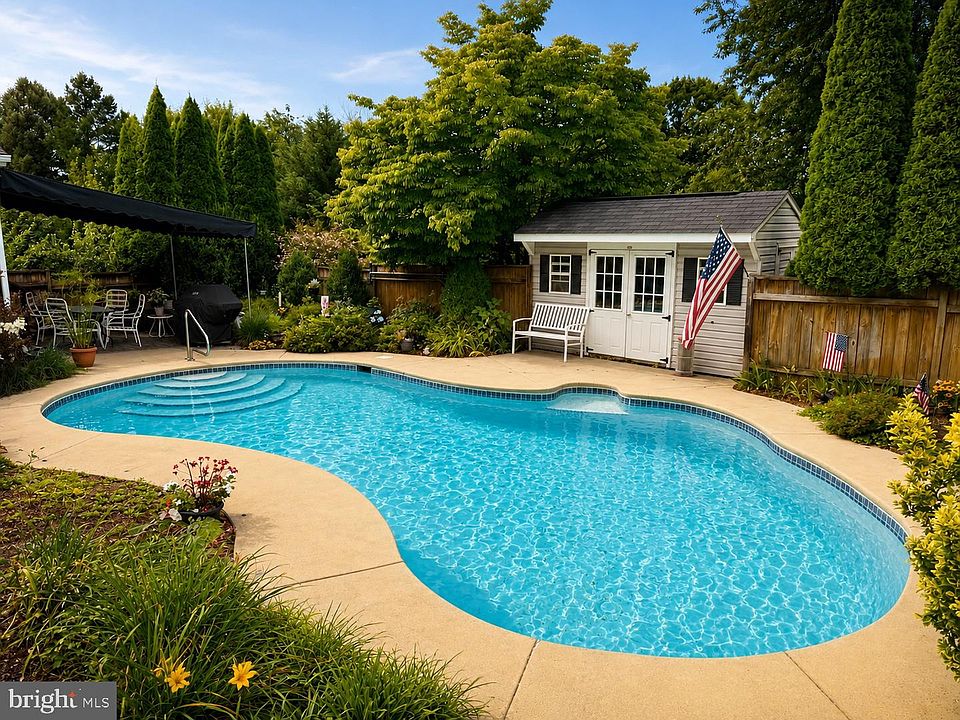 2nd image of 101 Barley Cir