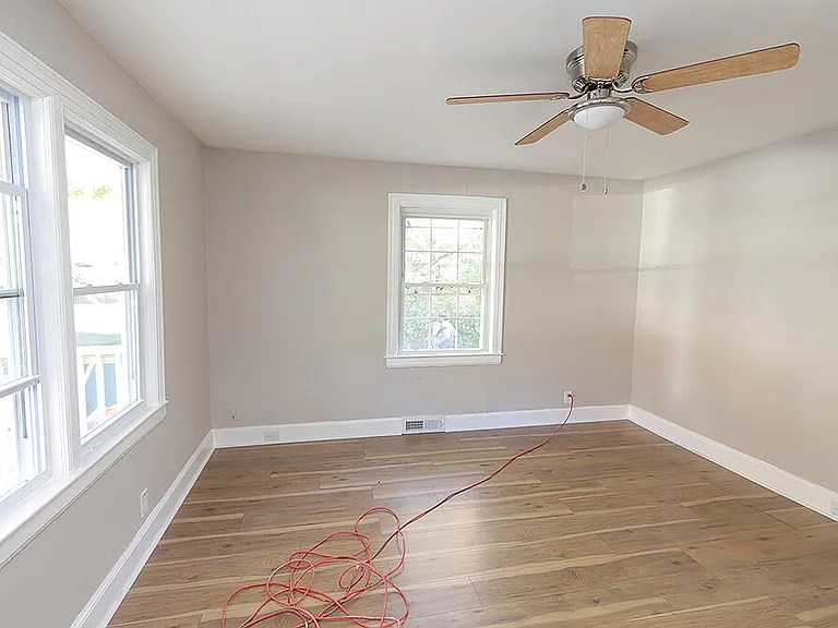 615 Arnette Ave — Photo 3