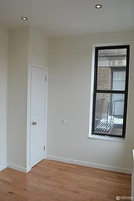 Rented by Oxford Property Group | media 32