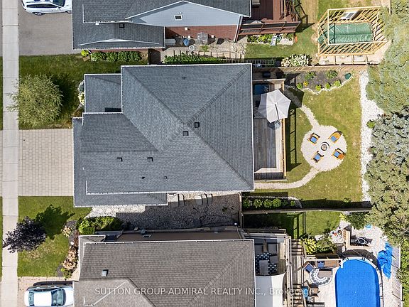 3rd image of 7 Chatfield St