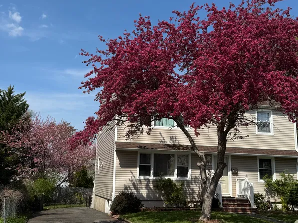 247 Merritt Ave Floor 1, Bergenfield, NJ 07621