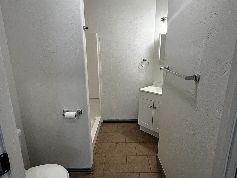1030 Joy Ln — Photo 18
