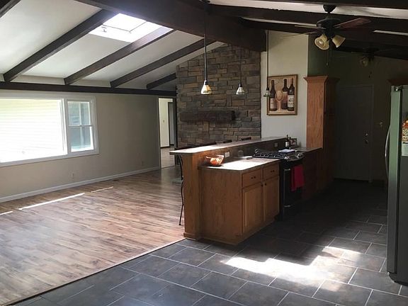 3rd image of 2525 Forest Pkwy
