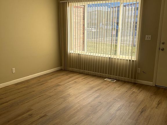 2nd image of 2207 E Bengal Blvd