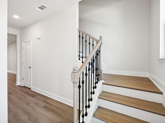 5th image of 375 Faraday Ct Lot 23