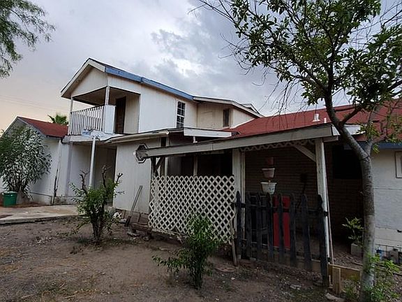 2nd image of 2994 & 2996 N Buena Vista Rd #N
