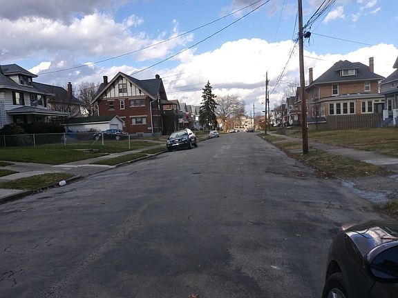 4th image of 3821 Hazel Ave