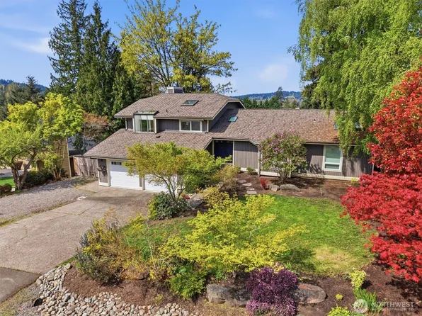 1040 NW Honeywood Place, Issaquah, WA 98027