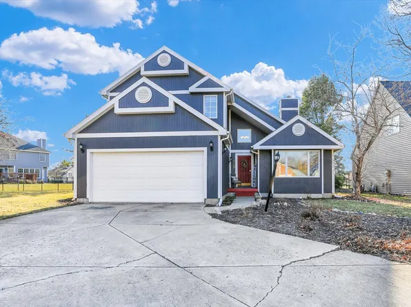 2307 Scottsdale Dr, Champaign, IL 61822