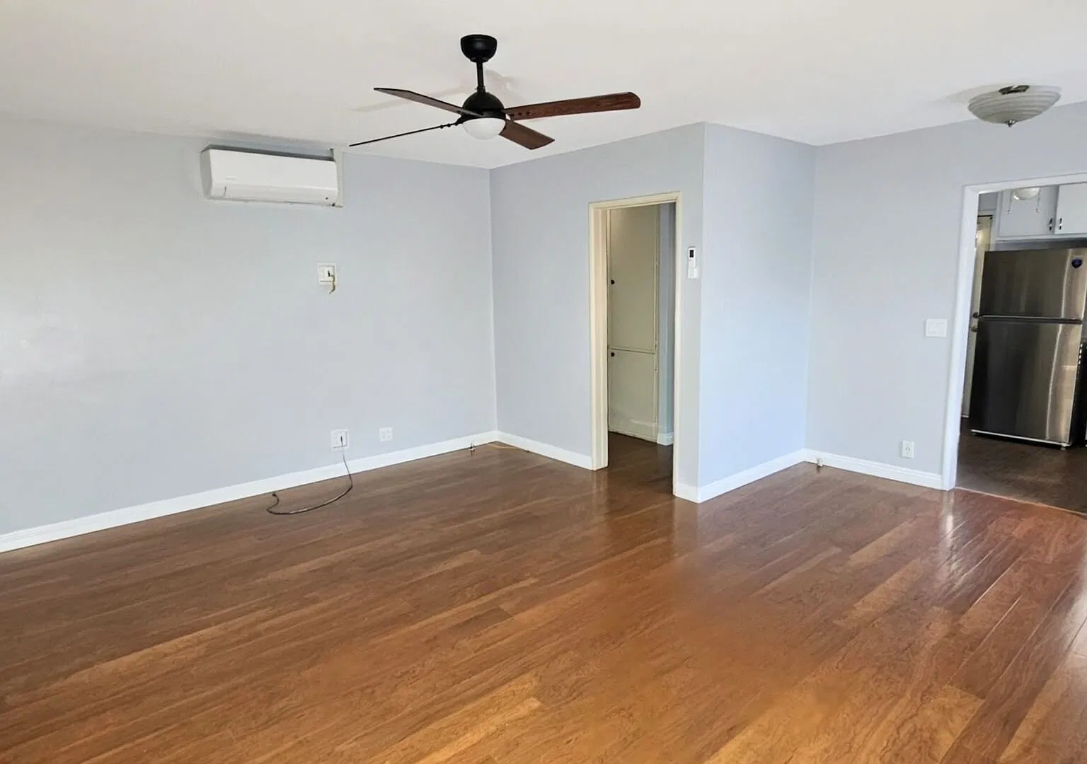 755 W Foothill Blvd Glendora 91741 (2 Bed / 1 Bath) — Photo 3