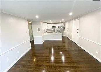 520 Talbot Ave #8 — Photo 2