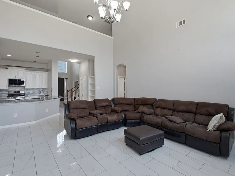 9309 Stonewood Dr — Photo 15