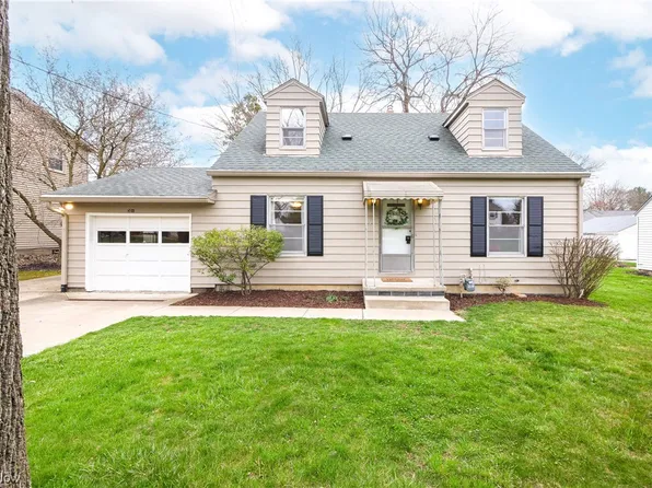 301 Shiawassee Ave, Akron, OH 44333