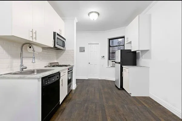 Rented by Corcoran | media 2