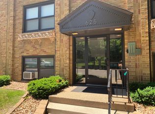 625 Cleveland Ave S APT 106, Saint Paul, MN 55116