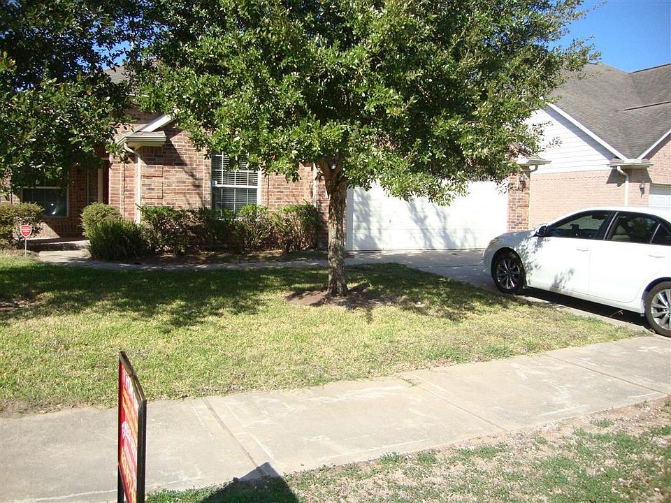 1st image of 17906 Village Branch Ln