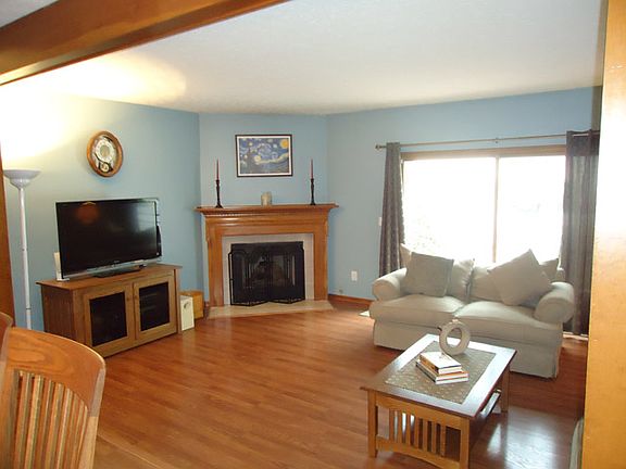 5th image of 5820 Parkbridge Ln