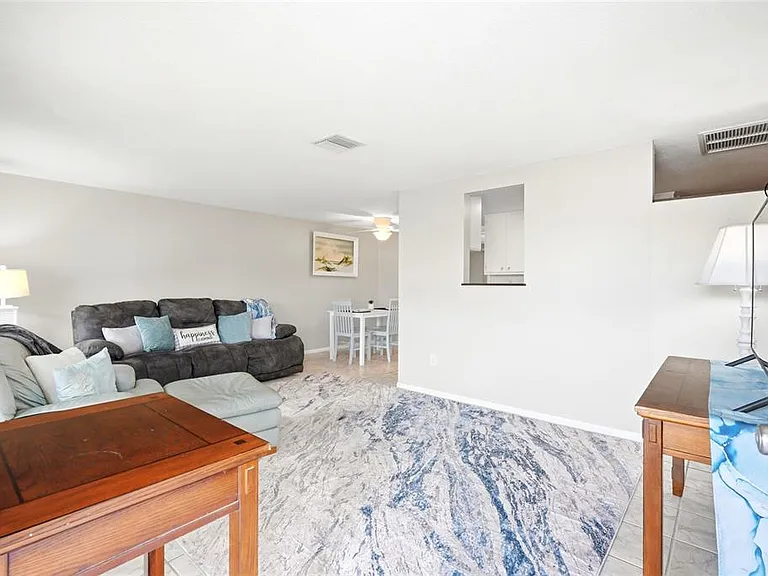 1008 Heron Ct — Photo 21