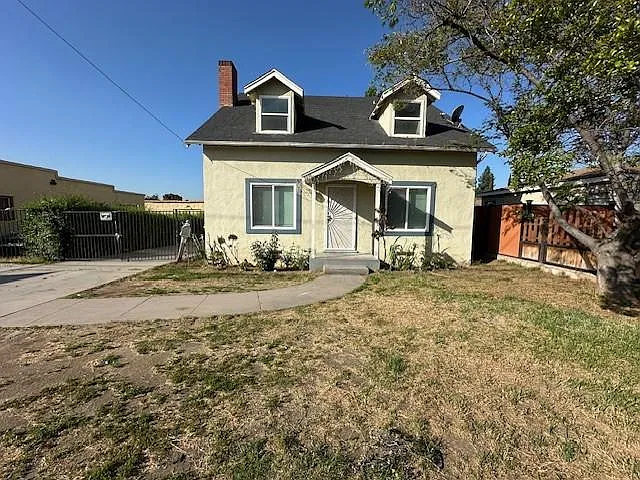 3274 Columbia Ave