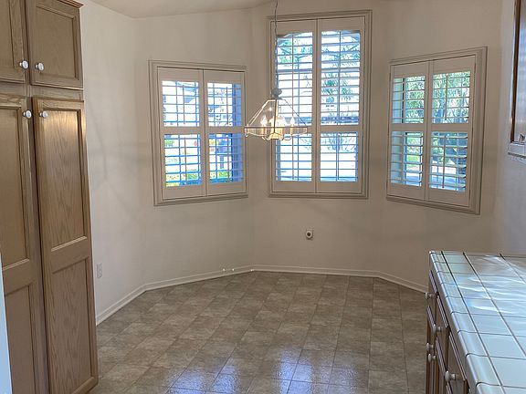 2nd image of 5035 Goldfield Way