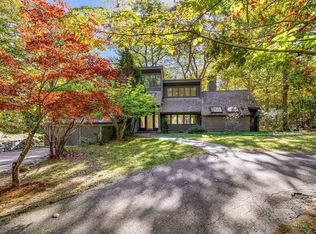 53 Lawrence Rd, Boxford, MA 01921