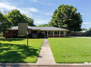 915 Eicher Ave, Springdale, AR 72764