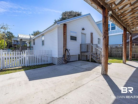 4th image of 5531 Bear Point Ave