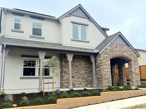 479 Marina Heights Dr, Marina, CA 93933