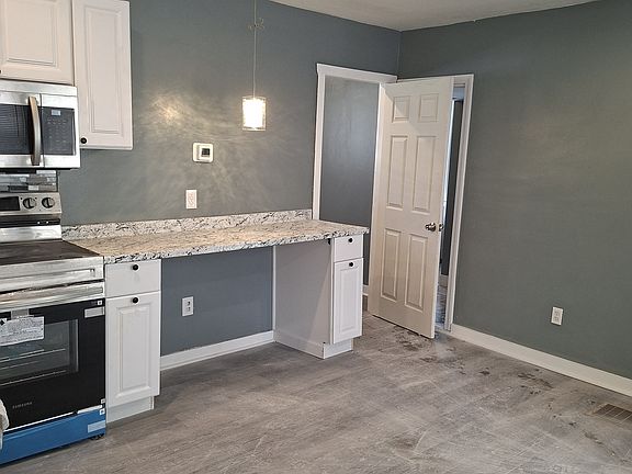 2nd image of 7 Main St #1