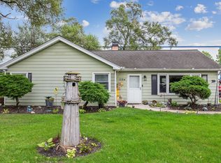 1094 Spring Green Dr, Joliet, IL 60433