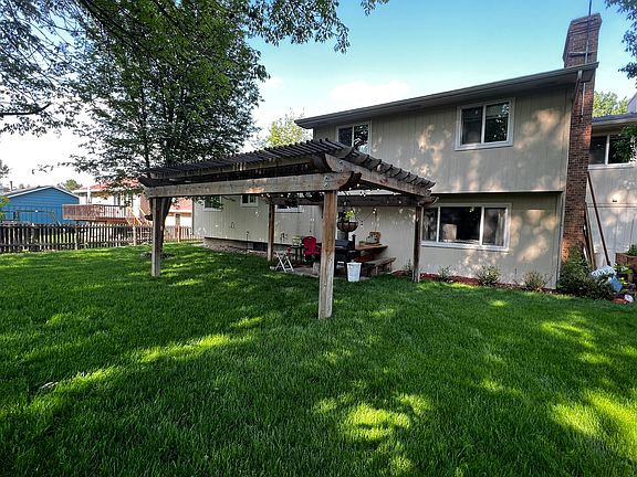 4th image of 3007 Eindborough Dr