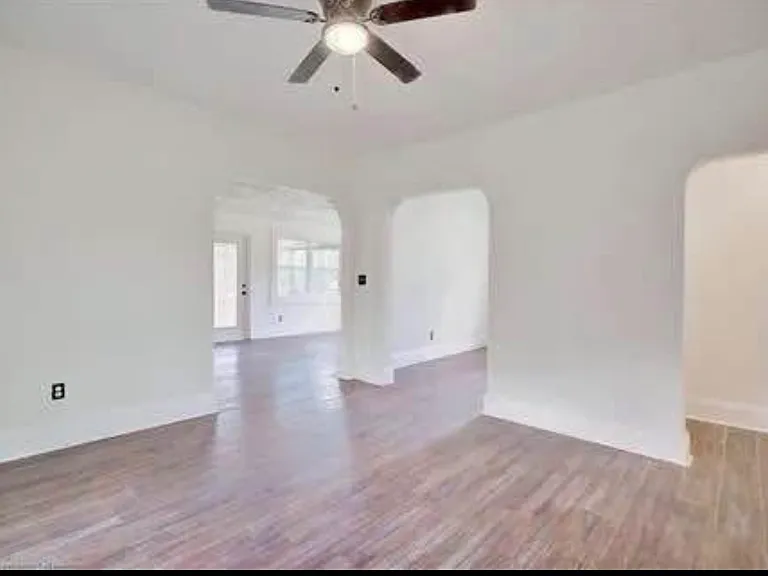 1306 Osceola Ave — Photo 4